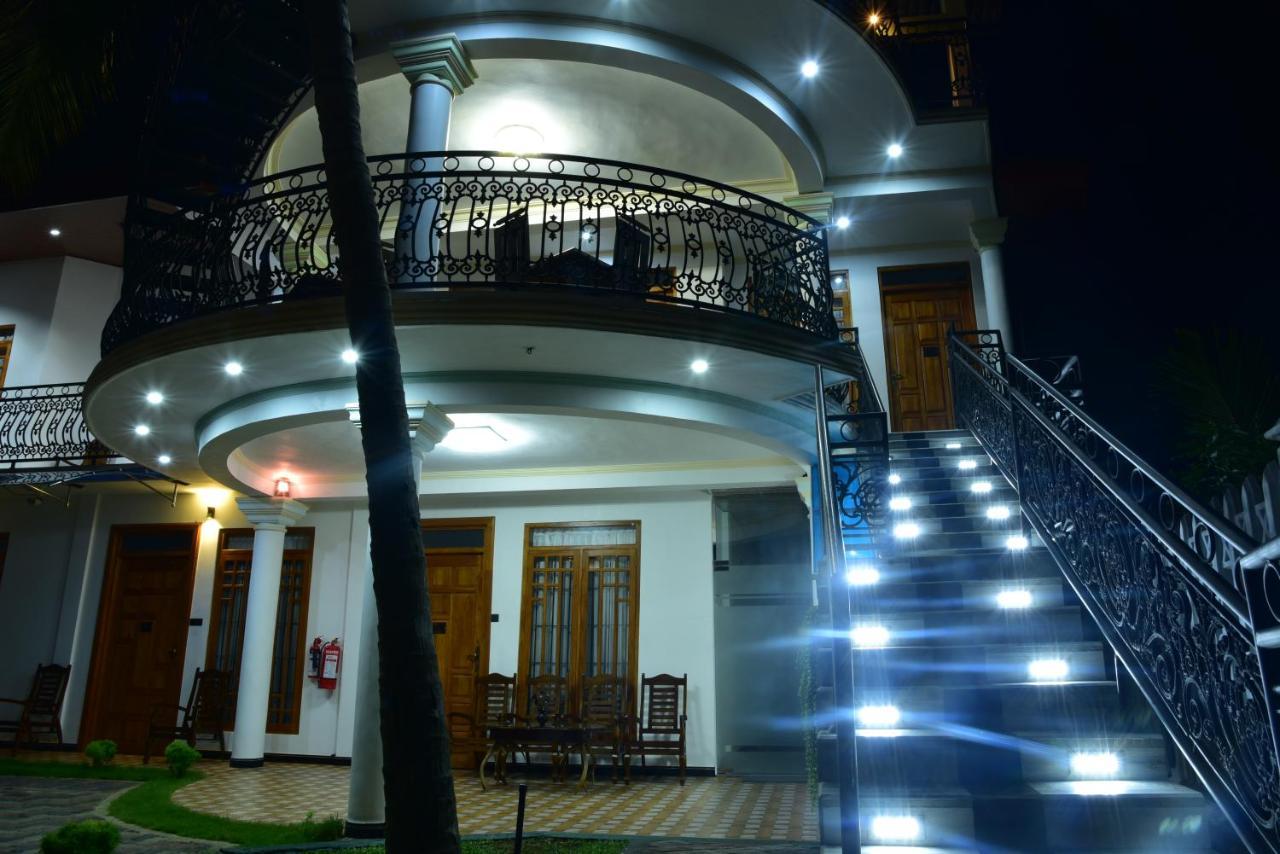 L S Lanka Boutique Hotel Dambulla Exterior photo