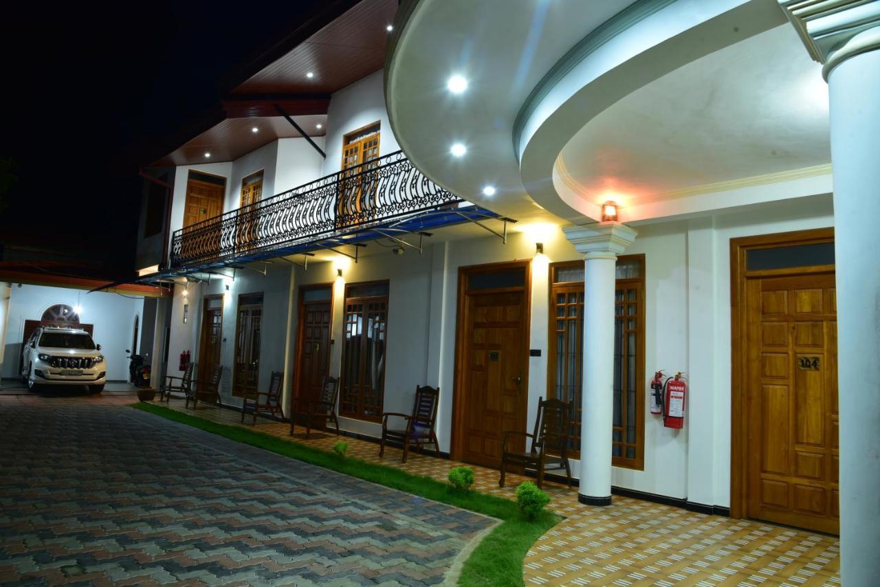 L S Lanka Boutique Hotel Dambulla Exterior photo